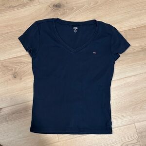 Tommy Hilfiger Women's Navy Blue V-Neck Tee